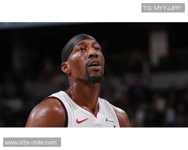 热火队阿德巴约因左脚受伤提前离场本场比赛能否复出尚未确定